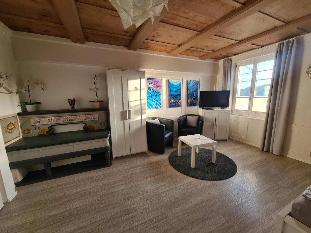 Von May Rooms Herbligen 外观 照片